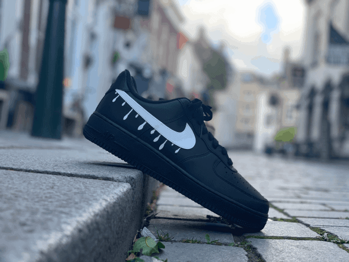 Nike type 1 black deals
