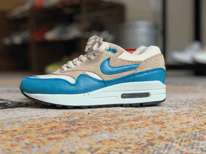 nike am1
