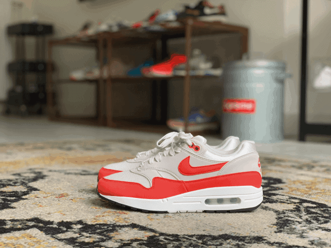 nike am1